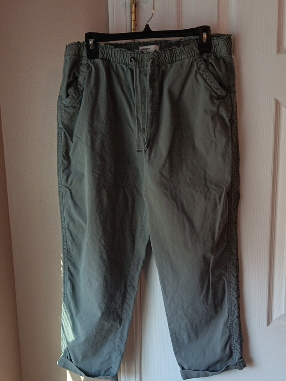 Sonoma Relaxed Grey Drawstring Cropped Pants